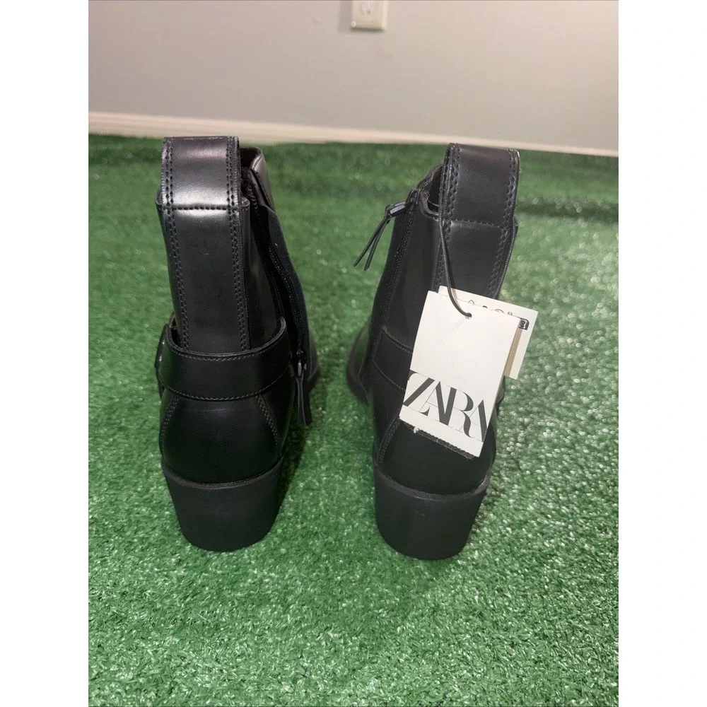 Zara Men's Black Buckle Cowboy Boots Size 8 Side Zip Western Ankle Boots